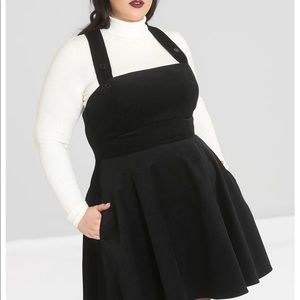Hellbunny Wonder Years Pinafore Black corduroy 4x uk22 US 18